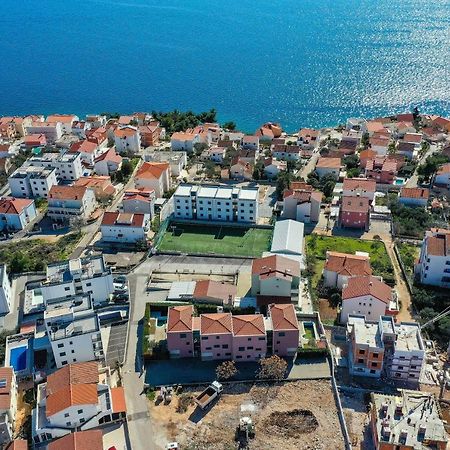 Luxury Apartment Pia With Swimming Pool And Grill Τρογκίρ Εξωτερικό φωτογραφία